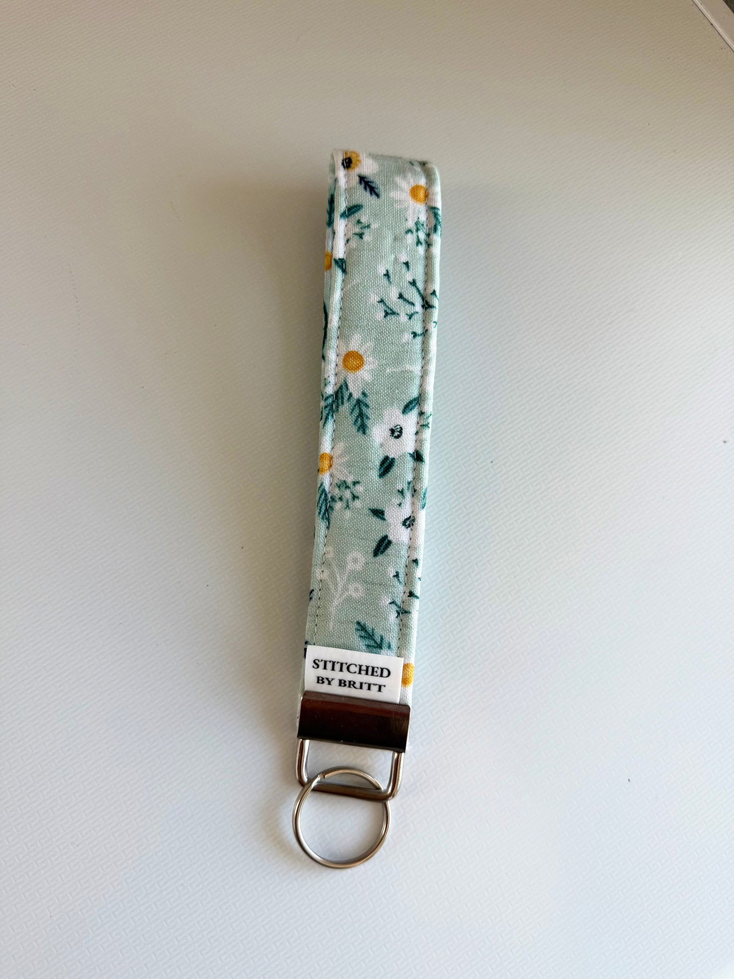The Daisy Drift Wristlet