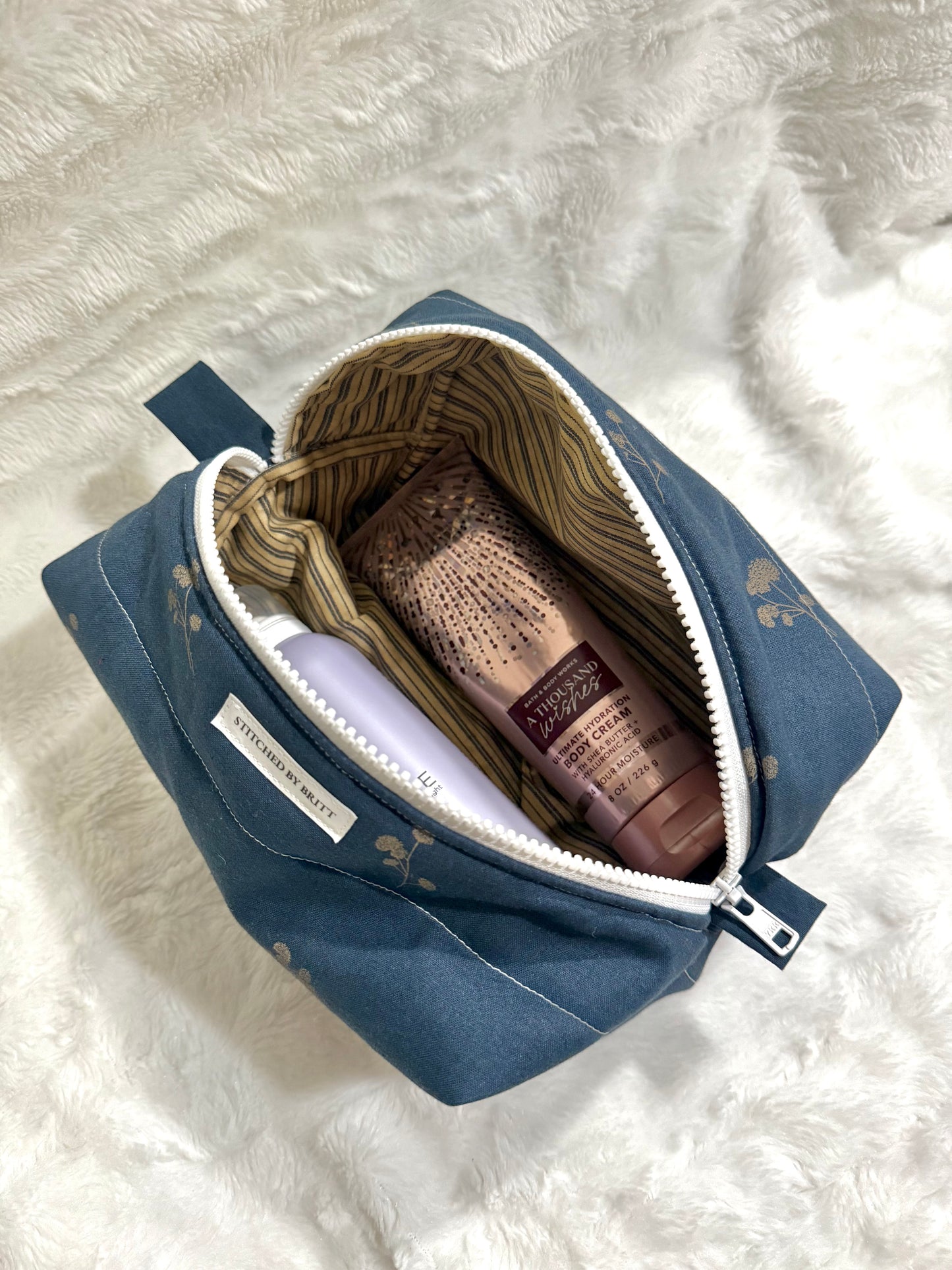 The Twilight Pine Cosmetic Pouch *Limited-edition*